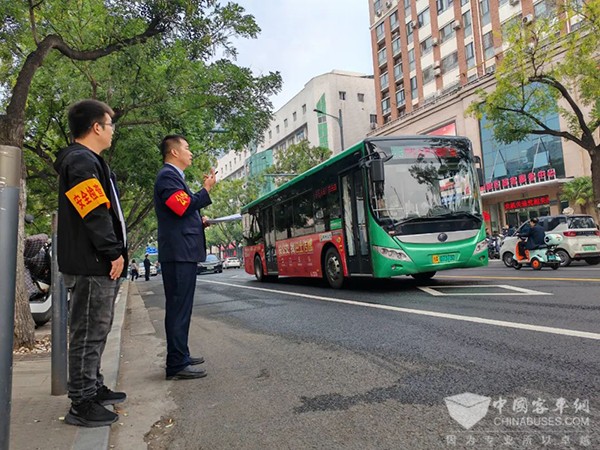 車輛行駛過程 駕駛員 導(dǎo)致矛盾沖突 危及行車安全