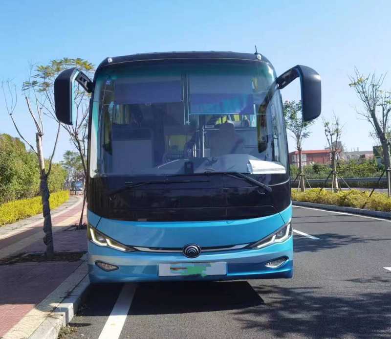 48座大型高一級(jí)新能源宇通6117氣囊電車