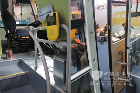 宇通校車ZK6100DA