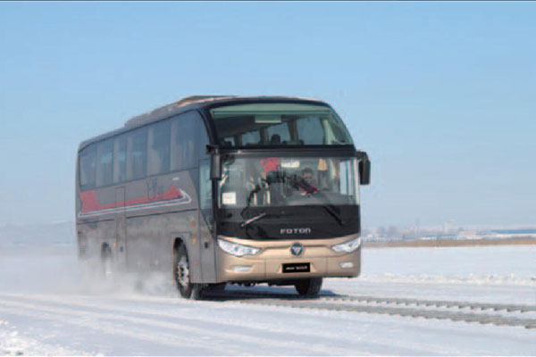 福田歐輝BJ6122U8BKB-6客車（柴油國五24-50座）