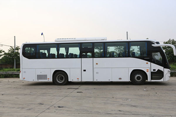 福田歐輝BJ6116EVUA-1客車（純電動(dòng)24-51座）