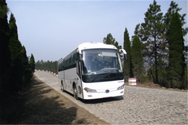 百路佳JXK6115BPHEVN公交車（天然氣/電混動(dòng)國(guó)五24-44座）