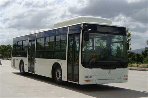 金旅XML6125JHEVG5CN2公交車（天然氣/電混動國五10-40座）