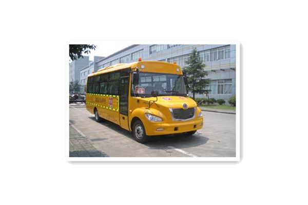 申龍SLK6800XCD5小學(xué)生專(zhuān)用校車(chē)（柴油國(guó)五24-43座）