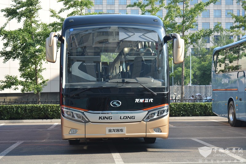 金龍XMQ6127BYD5C客車（柴油國五24-55座）