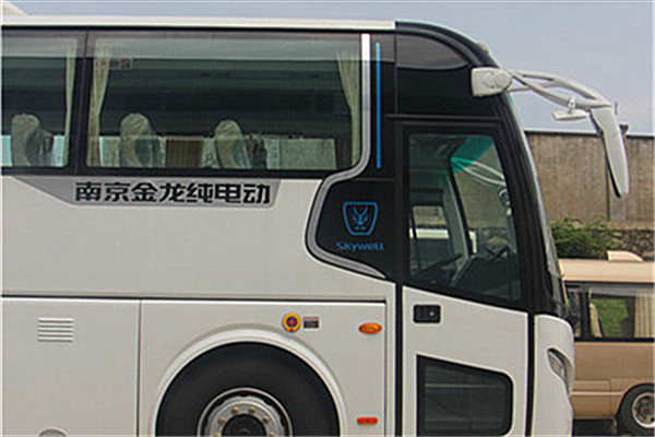 南京金龍NJL6117BEV1客車（純電動24-49座）