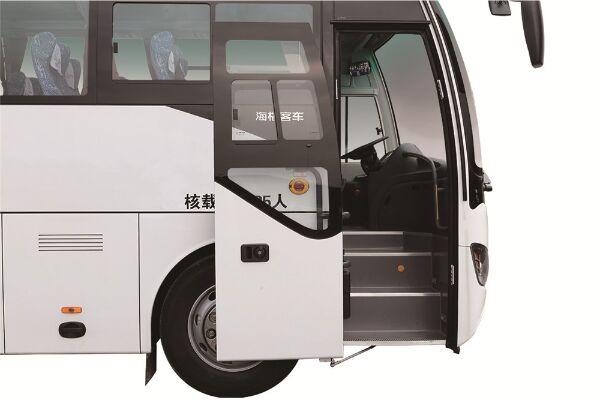 海格KLQ6902KAE51D客車（柴油國(guó)五24-41座）