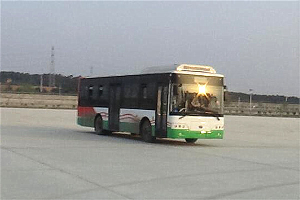 揚(yáng)子江WG6100BEVHM16公交車（純電動(dòng)20-36座）