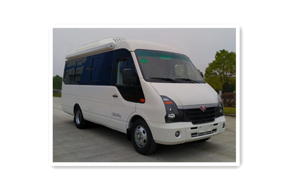 五菱GL5046XYL醫(yī)療車（柴油國六3座）