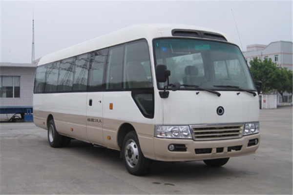 申龍SLK6800ALE0BEVS客車（純電動24-35座）