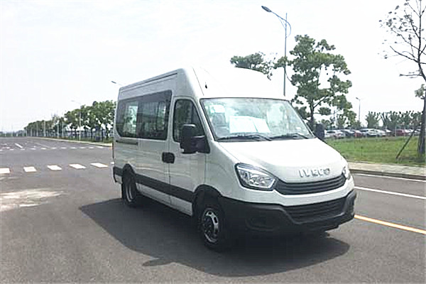 南京依維柯NJ6576ECM多用途乘用車（柴油國六6-9座）