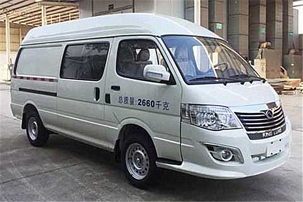 金龍XMQ5030XXY26廂式運(yùn)輸車（汽油國(guó)六2-5座）